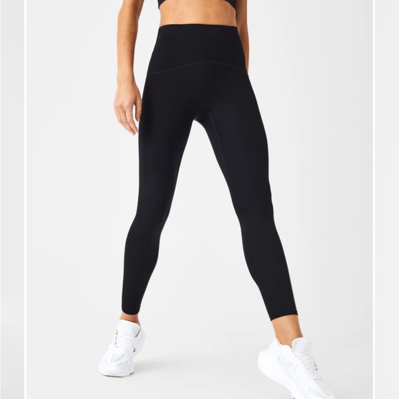 SPANXshap e Booty Boost black ribbed
7/8 Leggings xs - Picture 5 of 10